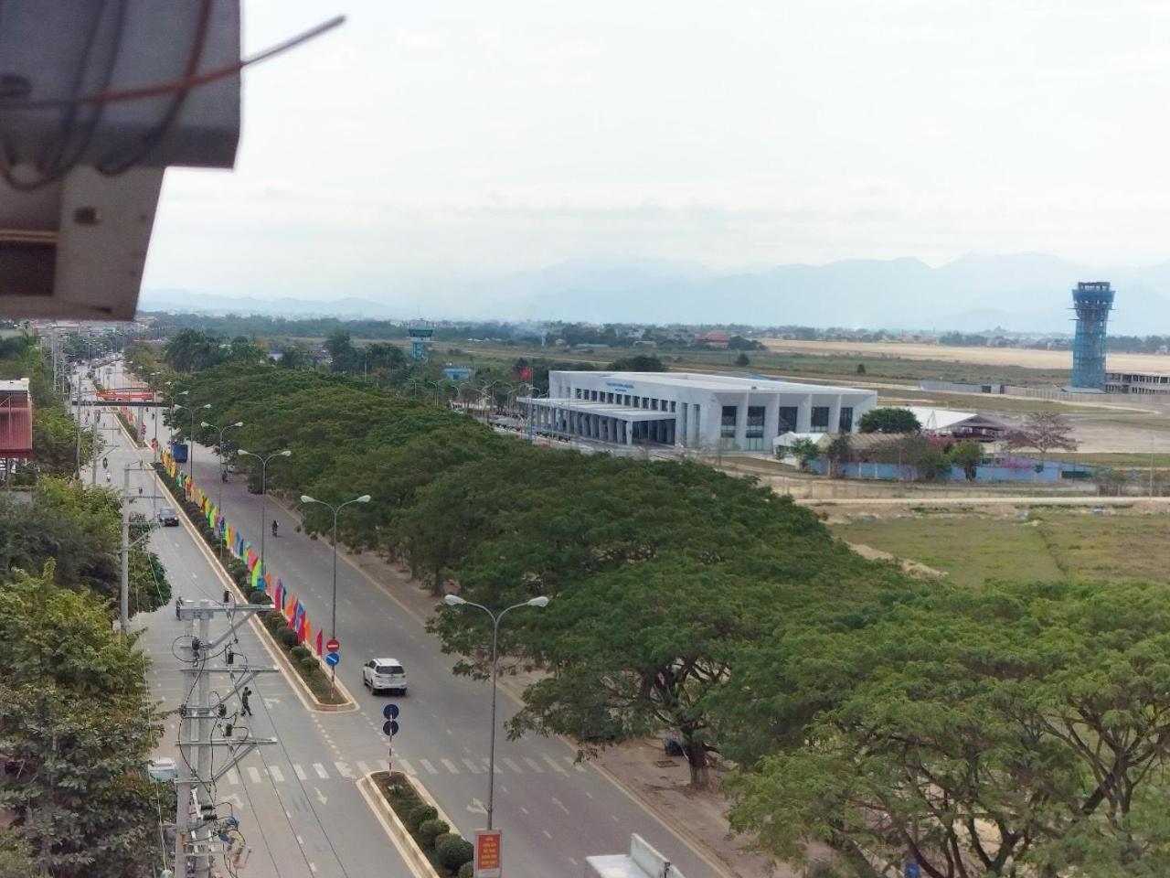Ha Linh Hotel Db - By Bay Luxury Diện Biên Phủ エクステリア 写真